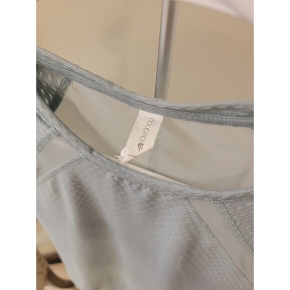 Exersion Lightweight Activewear Tank - Picture 2 of 3